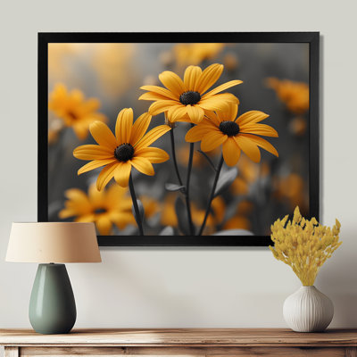 Monochromes jaunes et noirs, fleurs de la forêt I - marguerites, art mural