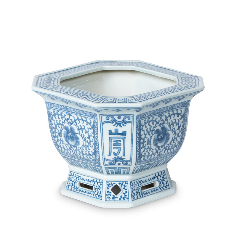 Southern Classic Planter