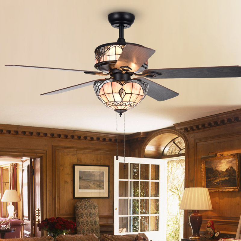 Ventilateur de plafond standard à 5 pales de 15 po avec chaîne de traction et ensemble d'éclairage inclus Cerny
