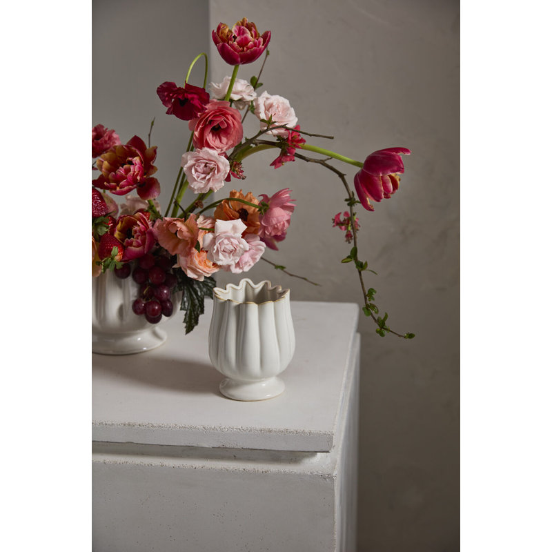Tulipa Vase, 5.25" H x 4.25" W x 4.25" D