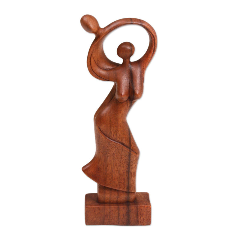 Dacey Figurines & Sculptures