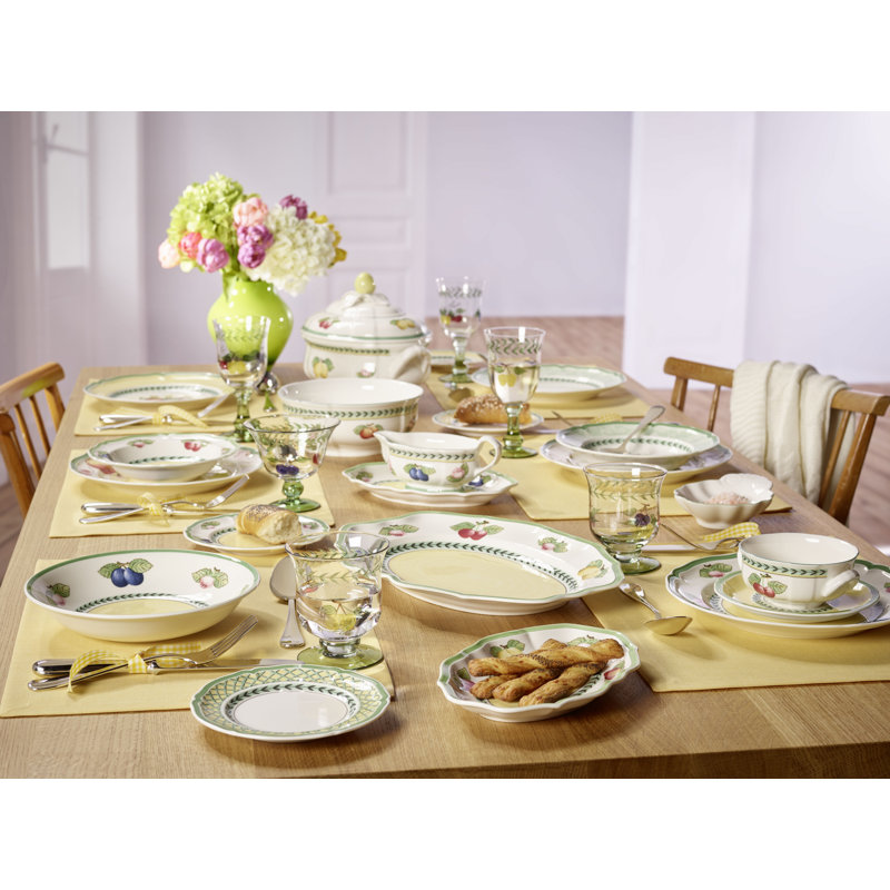 French Countryside Floral Pattern Round Saucer with Scalloped Edge