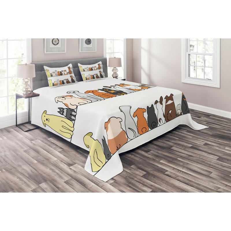 Dog Farmhouse / Country Coverlet