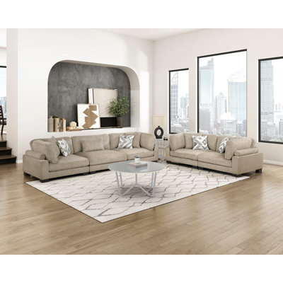 Hollman 2-piece Living Room Set