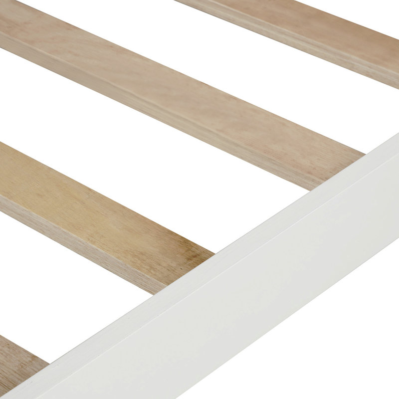 Lit plateforme simple avec support à lattes de bois, tête et pied de lit
