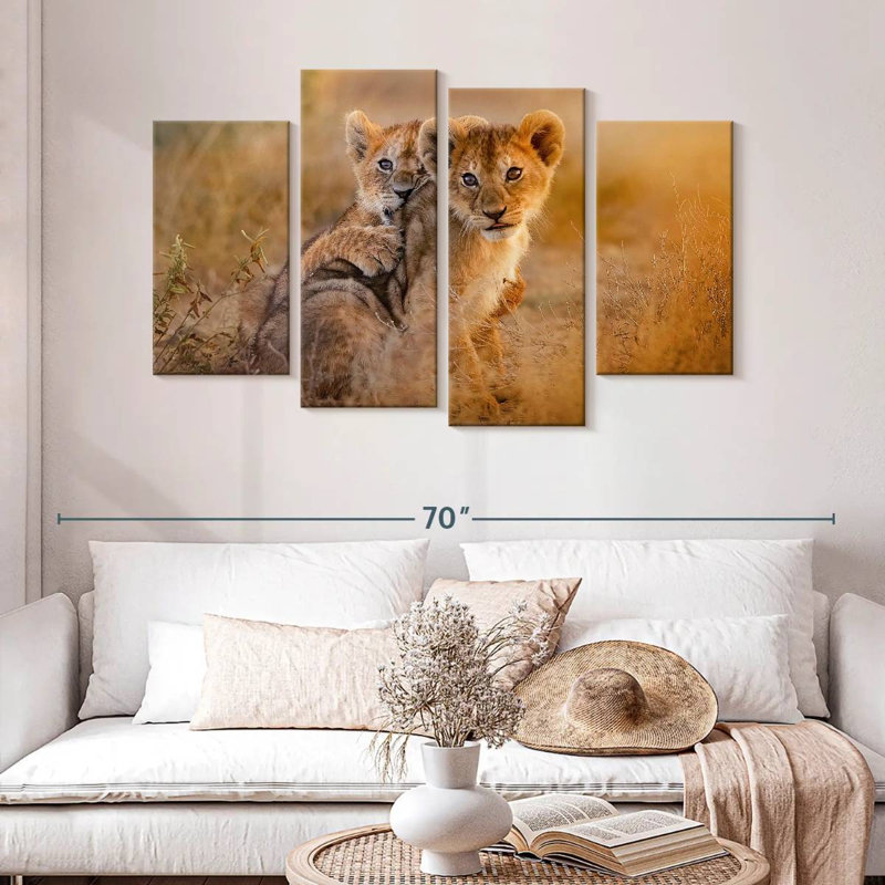 Adorables lionceaux Brampt, H 32 po x l 52 po