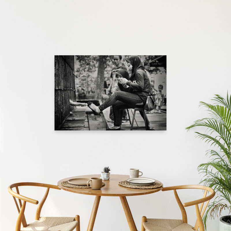 Curious Monkey Encounter Contemporary Monkey Wall Art Print 1 Piece Wrapped Canvas Wall Art, 60.96cm H x 91.44cm W