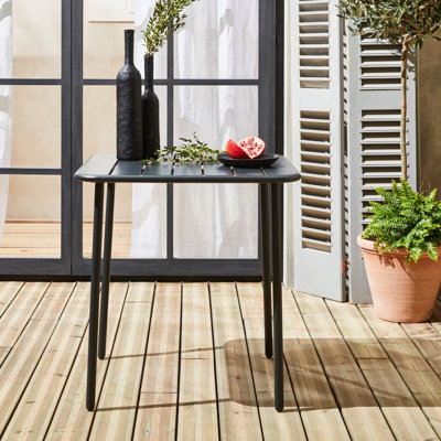 Pyrros Metal Dining Table