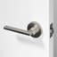 Levier de porte de passage Dune - Design moderne dissimulé pour (couloir et garde-robe) - Style minimaliste élégant en nickel brossé-114645959