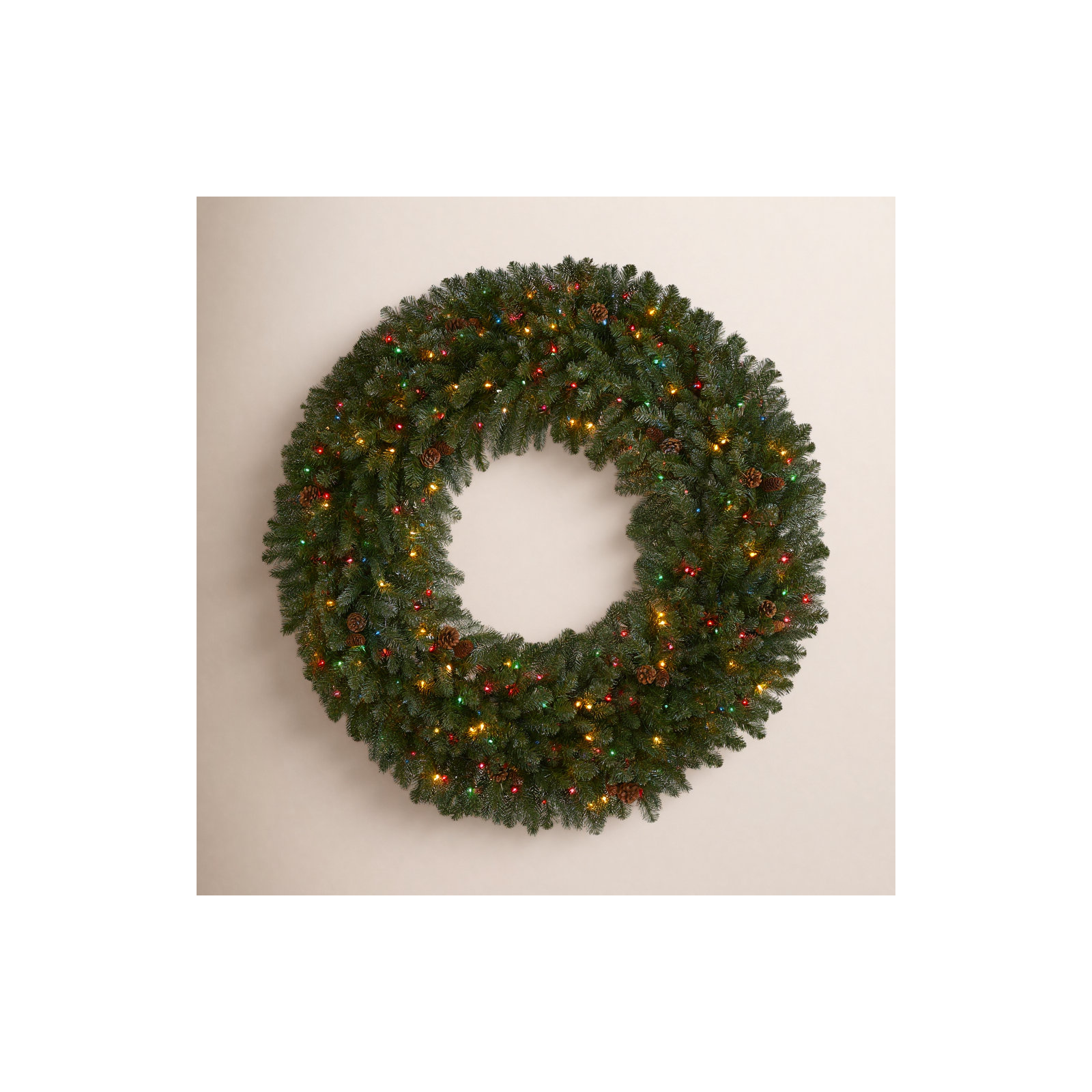 60'' Lighted Wreath, Dark Green