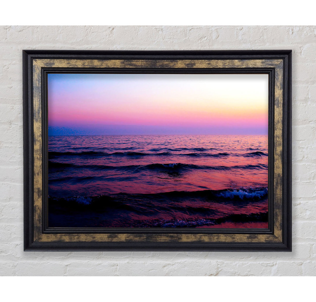 Pink N Purple Waves of the Ocean - Bilderrahmen Kunstdrucke