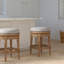 Tabouret de bar pivotant à hauteur personnalisable avec garniture cloutée élégante
