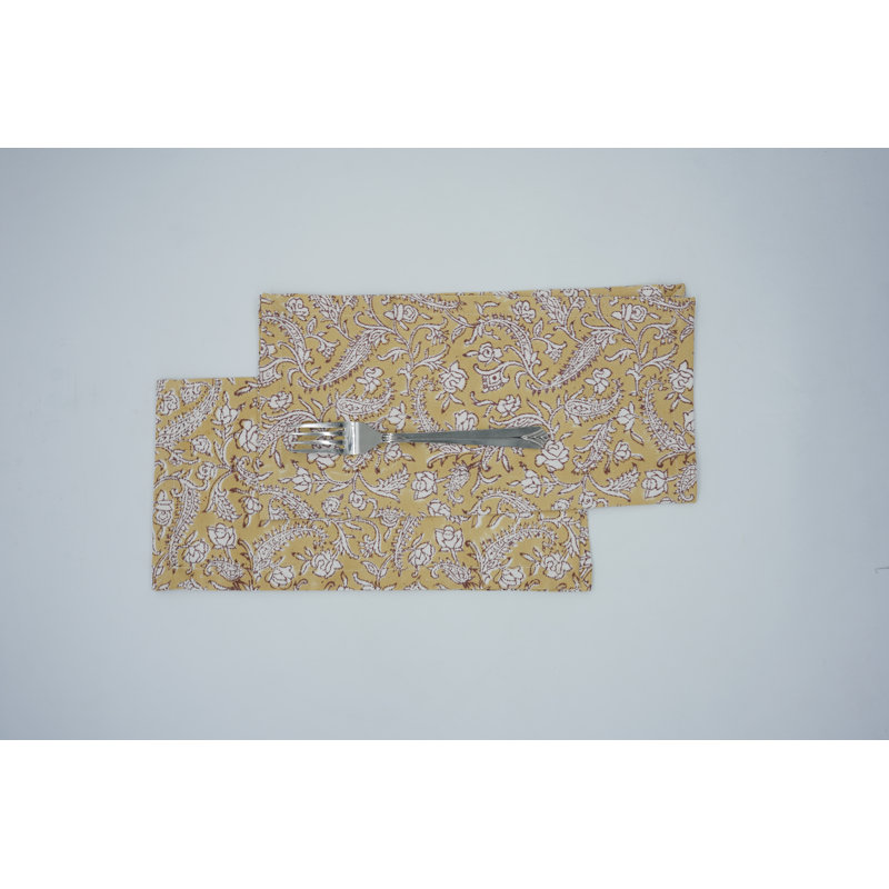 Serviette de table fabriquée à la main 18 x 18 pouces Fab divine pour la cuisine et les restaurants, Forêt-Noire