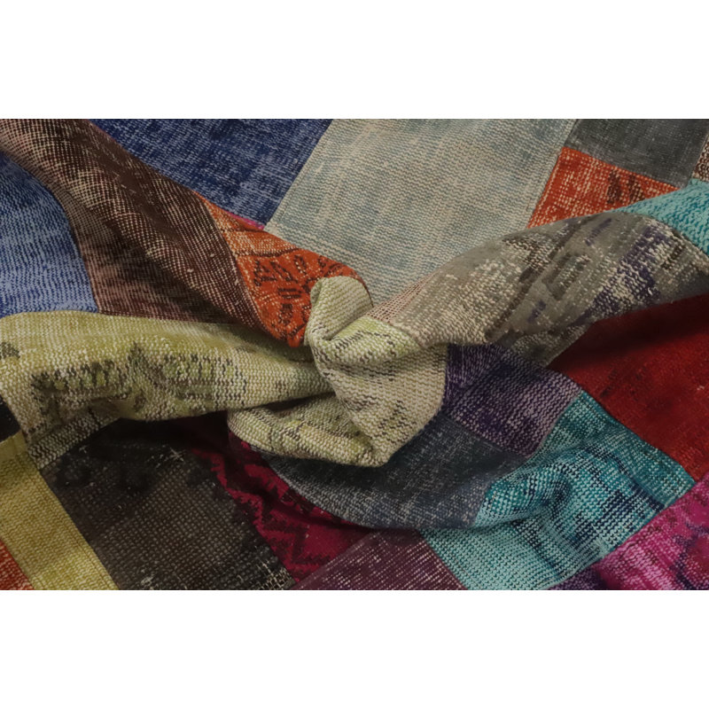 Distressed Geometric Patchwork Area Rug 8x10