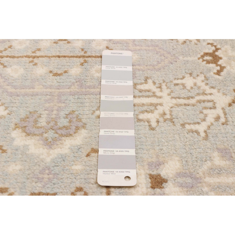 Tapis gris clair Royal Oushak 2 pi 9 po x 7 pi 11 po