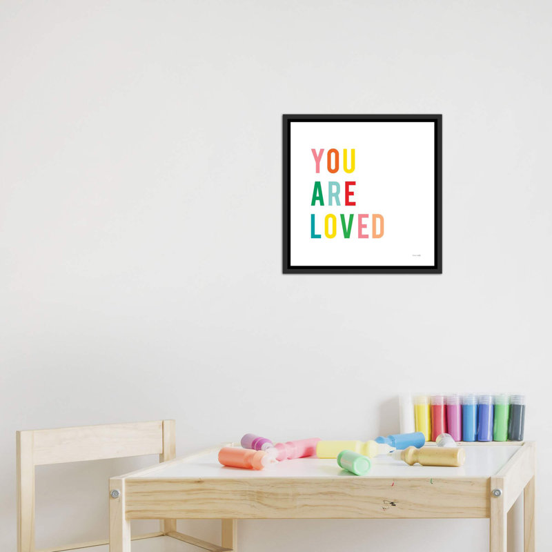 «You Are Love» par Ann Kelle, reproduction d'art textuel, H 18 po x l 18 po x 1,5 po, Toile avec cadre noir patiné