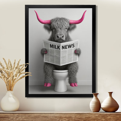 «Pink Highland Cow lecture sur la toilette», reproduction d'art sur toile grise