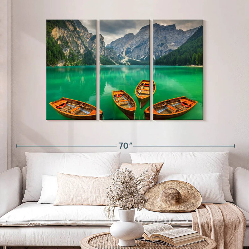Bateaux Mehar au lac Braies, H 32 po x l 50 po