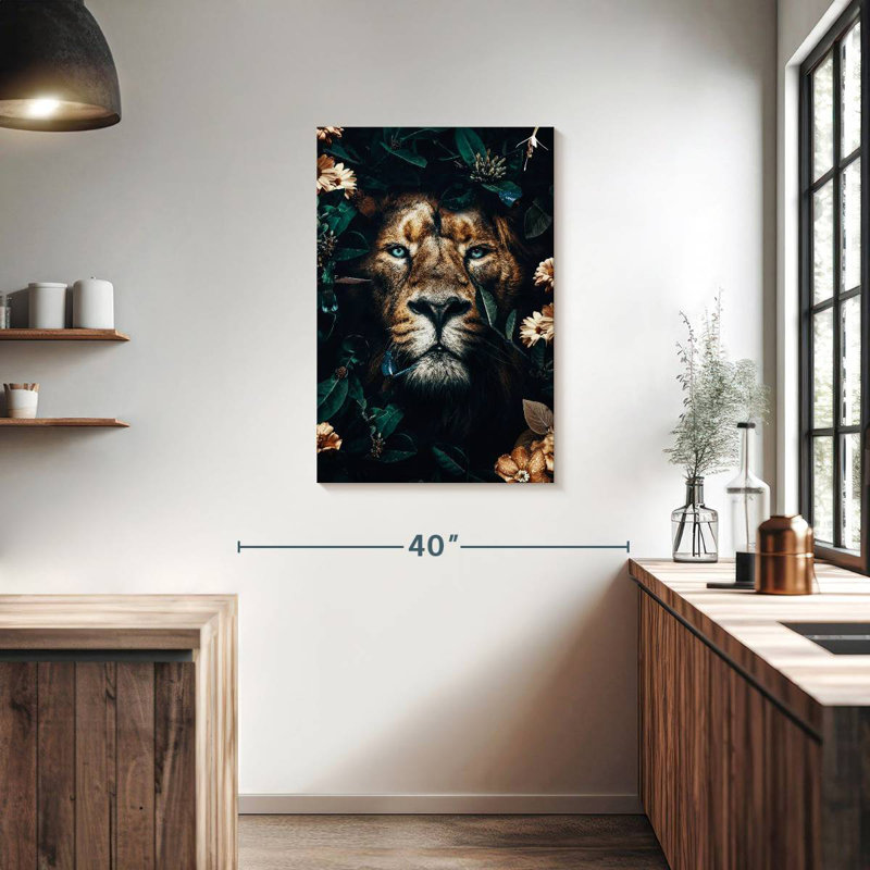 Brampt Lion I, 36" H x 24" W