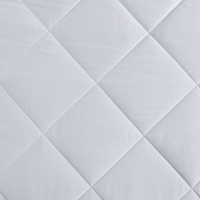 White Twin Reversible Down Alternative Microfiber Comforter Set