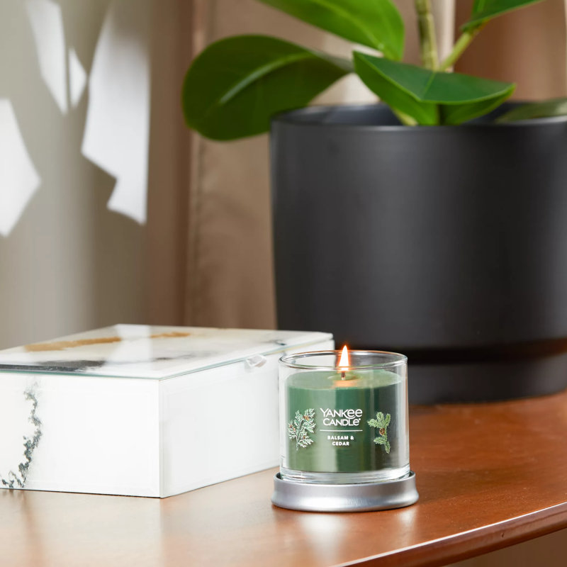Signature Balsam & Cedar Scented Candle