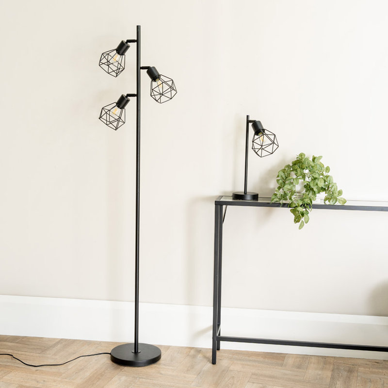 Reselva Metal Table Lamp, Black