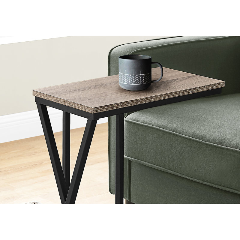 Table d'appoint moderne en taupe foncé et plateau rectangulaire en métal avec détails