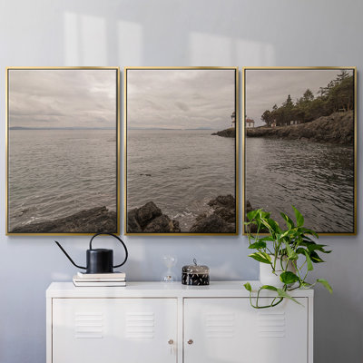 " Solitary " 3 - Pieces