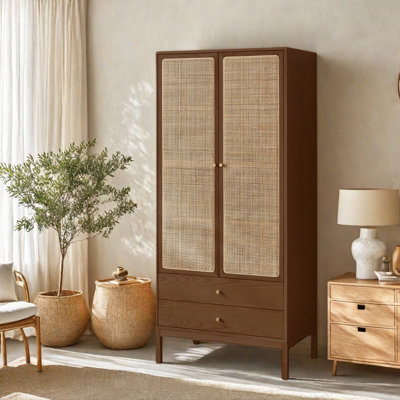 Simple Woven Wardrobe
