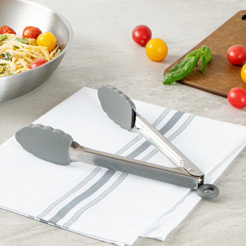 Pince de cuisine 9 pouces, 1 pince pour aliments durable - Tête de silicone festonnée en silicone, Poignée avec repose-pouce, Acier inoxydable gris, pour la cuisine, lavable au lave-vaisselle, avec verrou Easy-Pull