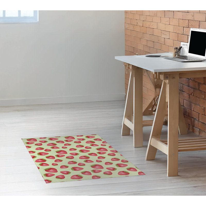 Tapis de bureau léger Summer Strawberries, L 60 po x P 84 po, Limette