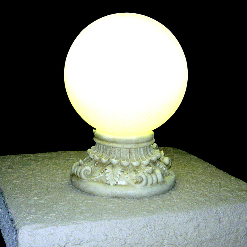 Vanesa 14'' Integrated LED Outdoor Floating Light