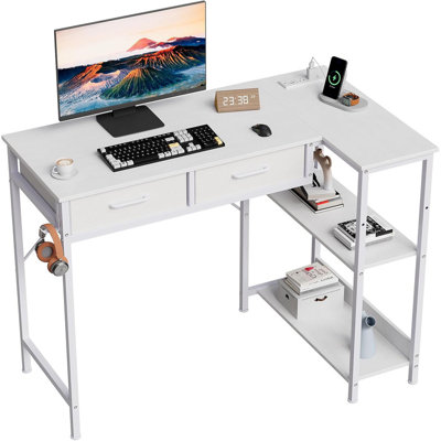 Bureau de jeu en L 40 po avec prise de courant - 3 tablettes, 2 tiroirs, crochet pour casque pour petits espaces