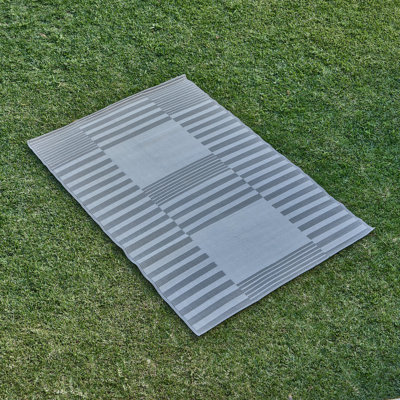 Takina Outdoor Rug