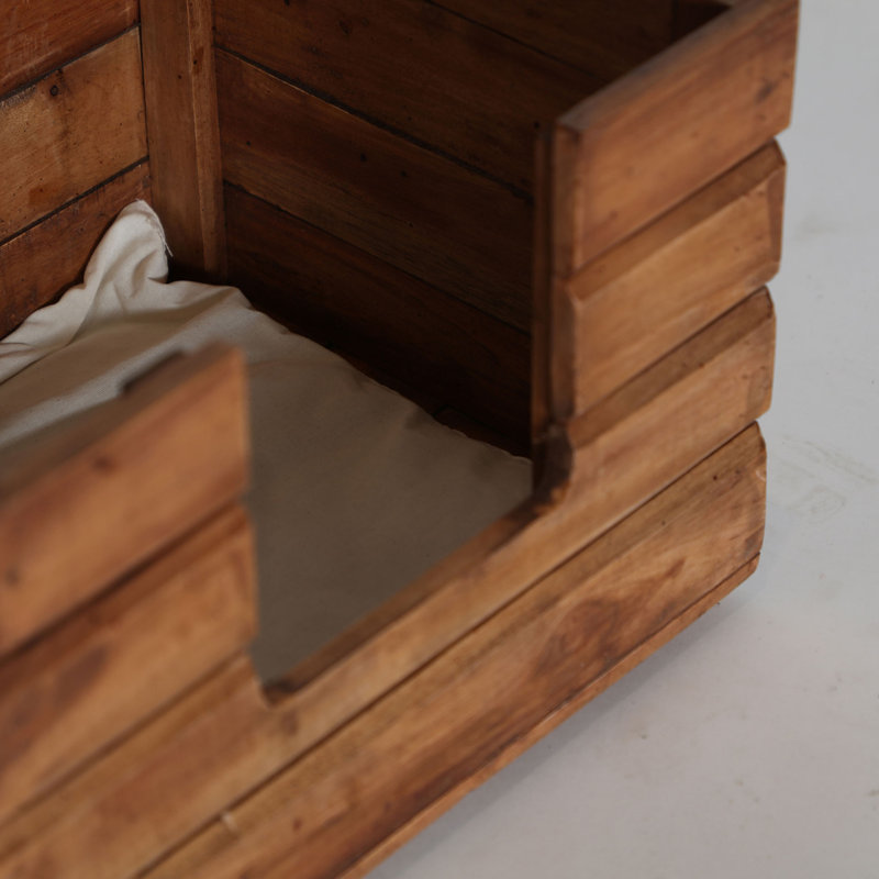 Wood Pet Bed
