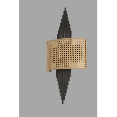 Alyss LED Wallchiere
