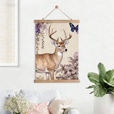 Doux cerf avec papillons, art mural à volutes suspendues, cintre en bois intégré, l 16 x L 24