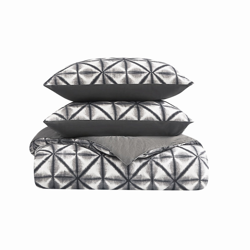Vince Camuto Classic Shibori Duvet Set, Queen Duvet Cover + 2 Shams, Black Geometric
