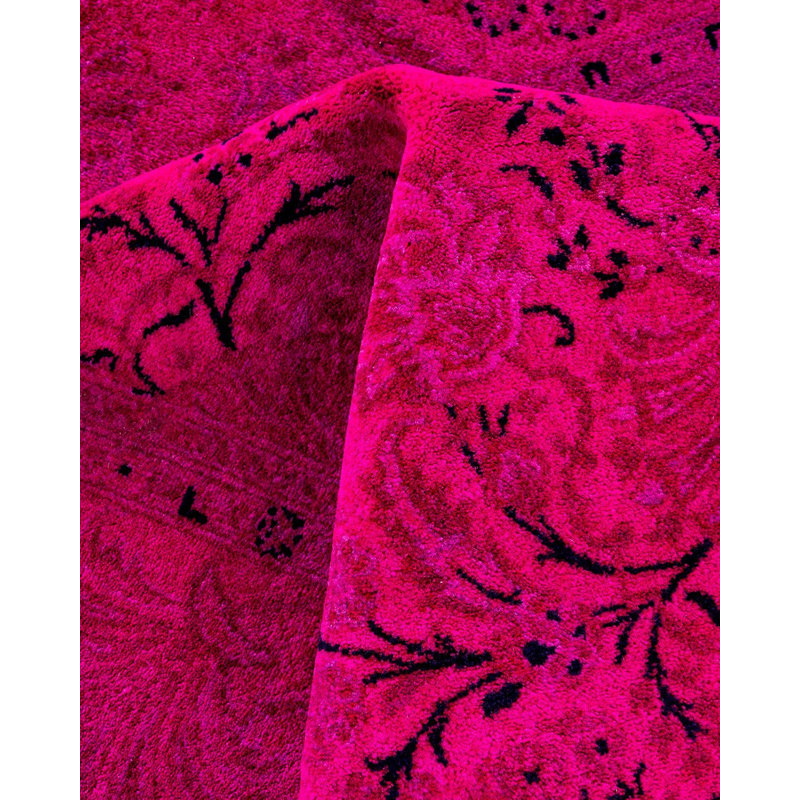 Danazia One-of-a-Kind 5' 10" X 5' 10" Hand Knotted Area Rug