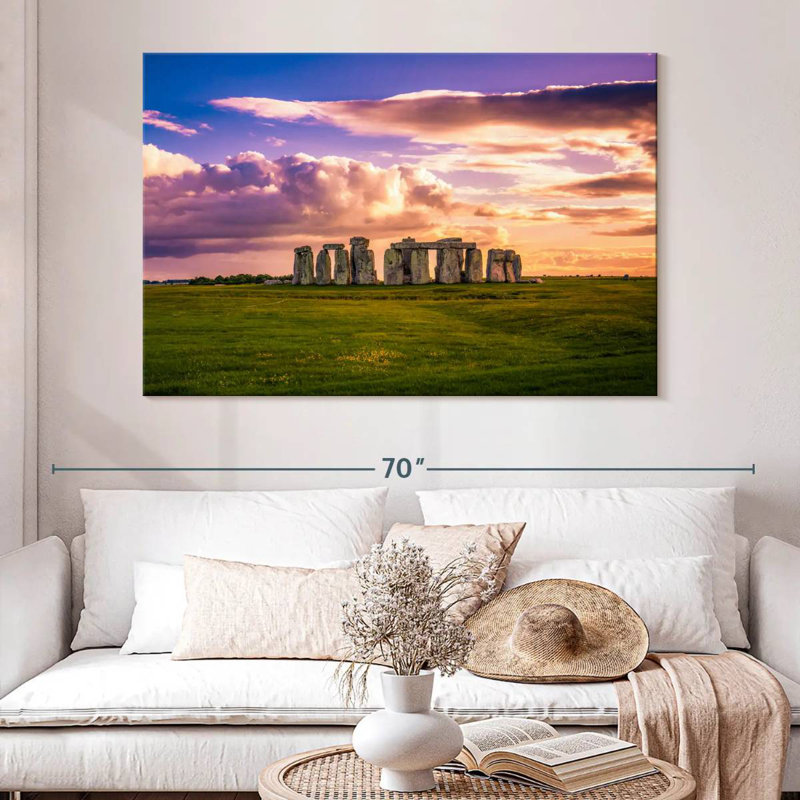 Lilie Stonehenge At Sunset