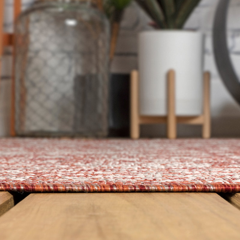 Leonora Bohemian Textured Weave Floral Red/Taupe Indoor/Outdoor Rug, Round 6'7"
