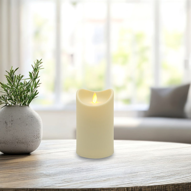 Bougie pilier à pile avec flamme vacillante, H 5 po x l 3,5 po x P 3,5 po, Crème