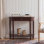 Petite console traditionnelle en bois massif avec tablette, tiroir et pieds tournés Alden