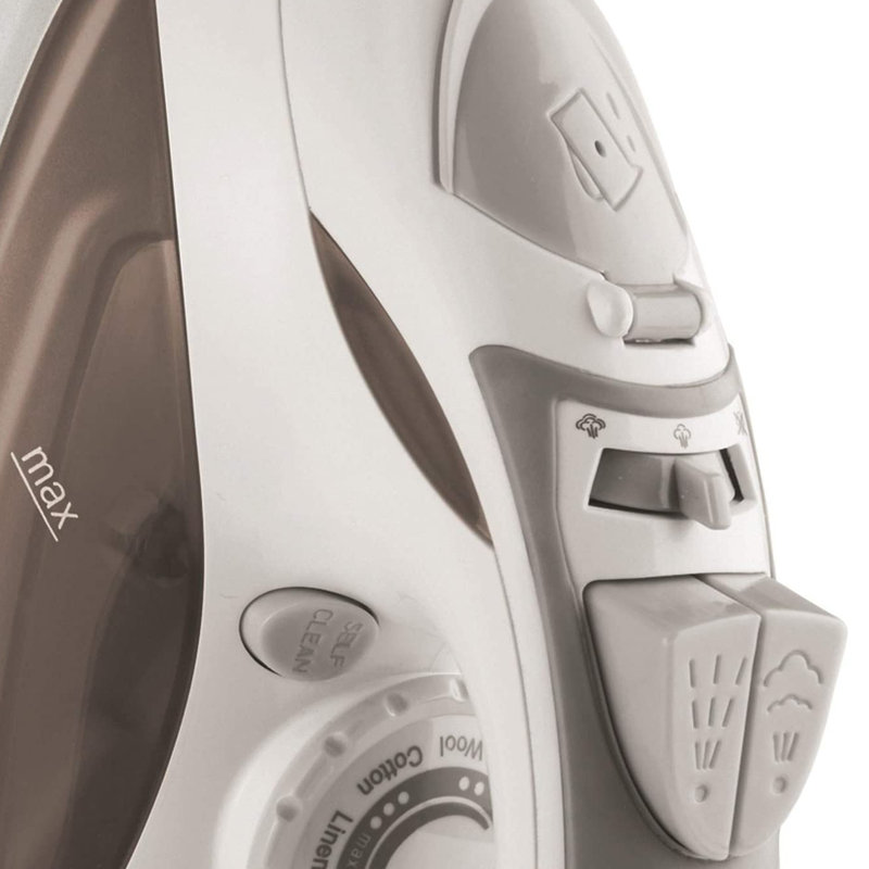Fer Brentwood avec technologie de vapeur verticale, Blanc