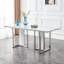 Un rectangulaire blanc minimaliste moderne et luxueux avec une table à manger à motifs. Table en panneau de fibres à densité moyenne et structure en acier inoxydable. Bureau d'ordinateur. Table de jeu. Utilisé dans les restaurants et les salons. W1151S00648