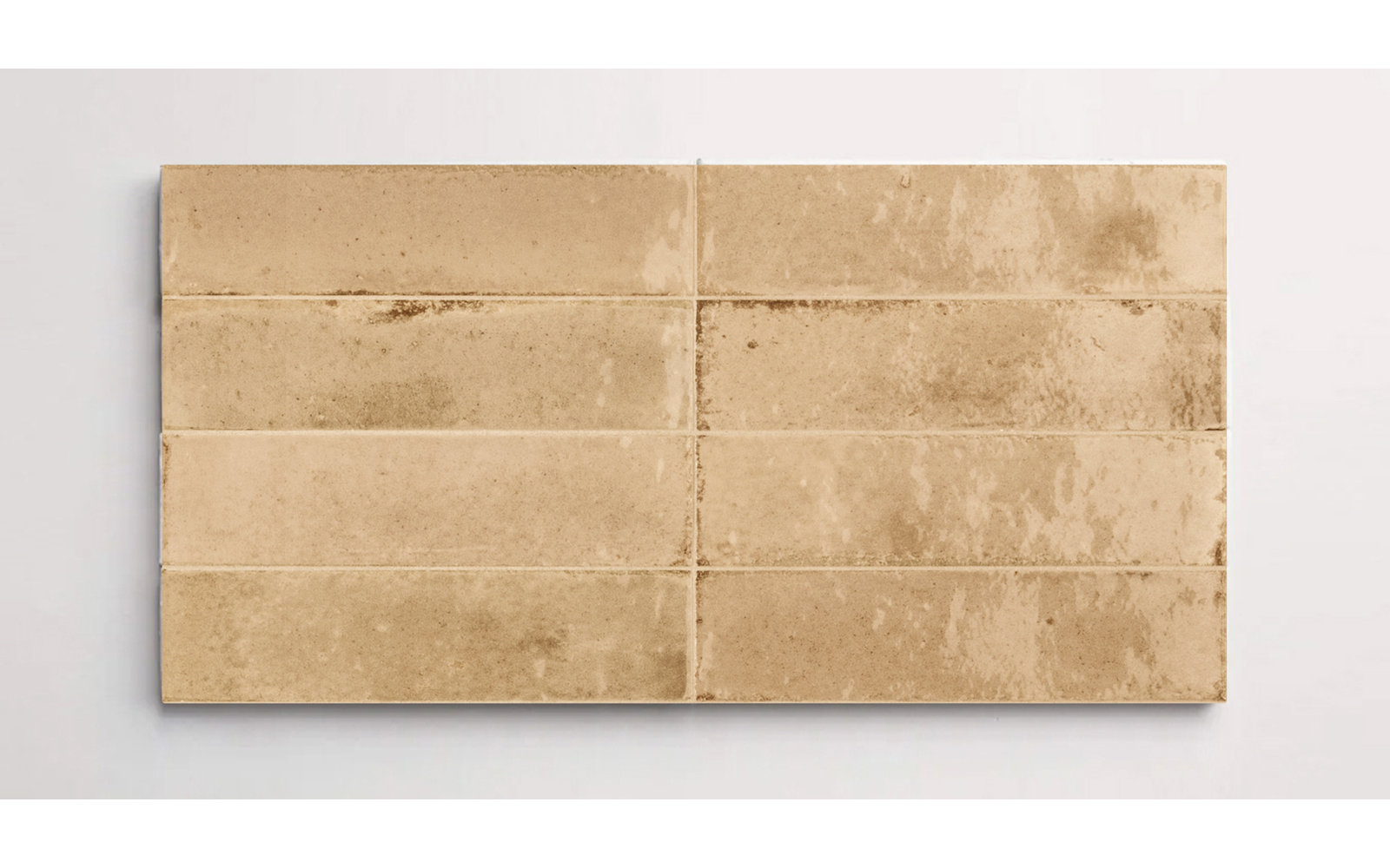 Flatiron 2 3/8" x 9 7/16" Glossy, Beige