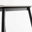 Grande table de salle à manger moderne en pierre avec base métallique solide-484202950