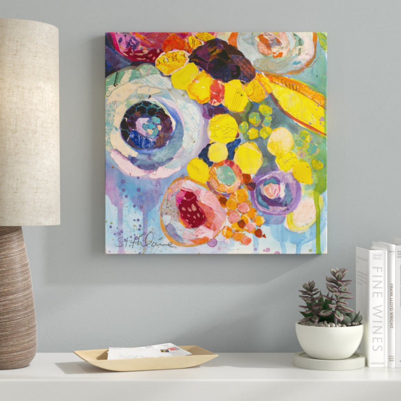 "Bold Blooms V" par Elizabeth St. Hilaire, reproduction d'art sur toile, H 30 po x l 30 po, Toile tendue