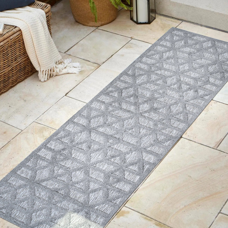 Tapis intérieur / extérieur gris clair Raeshelle, Tapis de couloir 2 pi 2 po x 8 pi