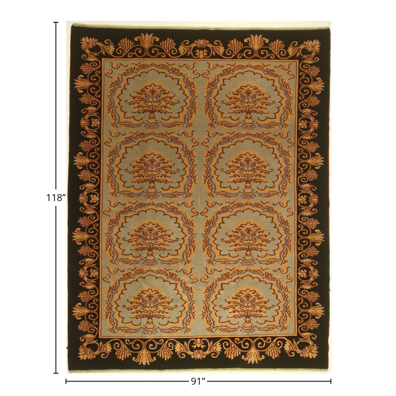 Tapis rectangulaire 7 pi 7 po x 9 pi 10 po